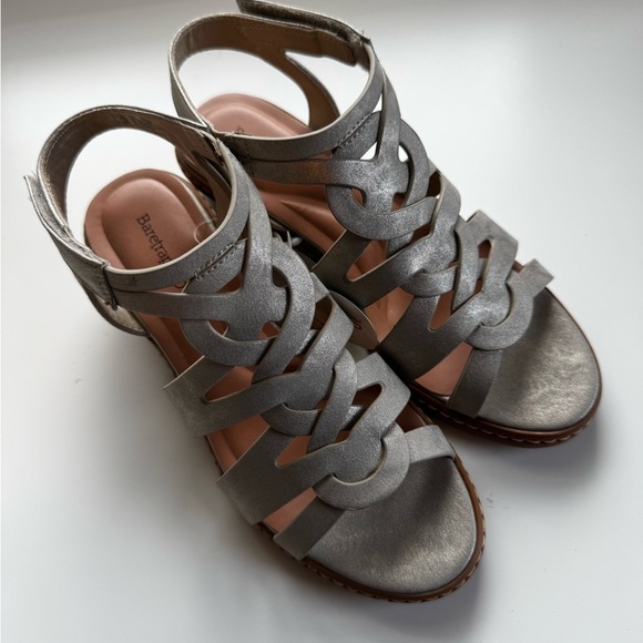 Bare Traps Strappy Block Heel Sandals NWT - Picture 7 of 12